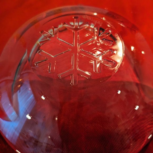Orrefors Round Heavy Crystal Snowflake Bowl - Picture 3 of 13